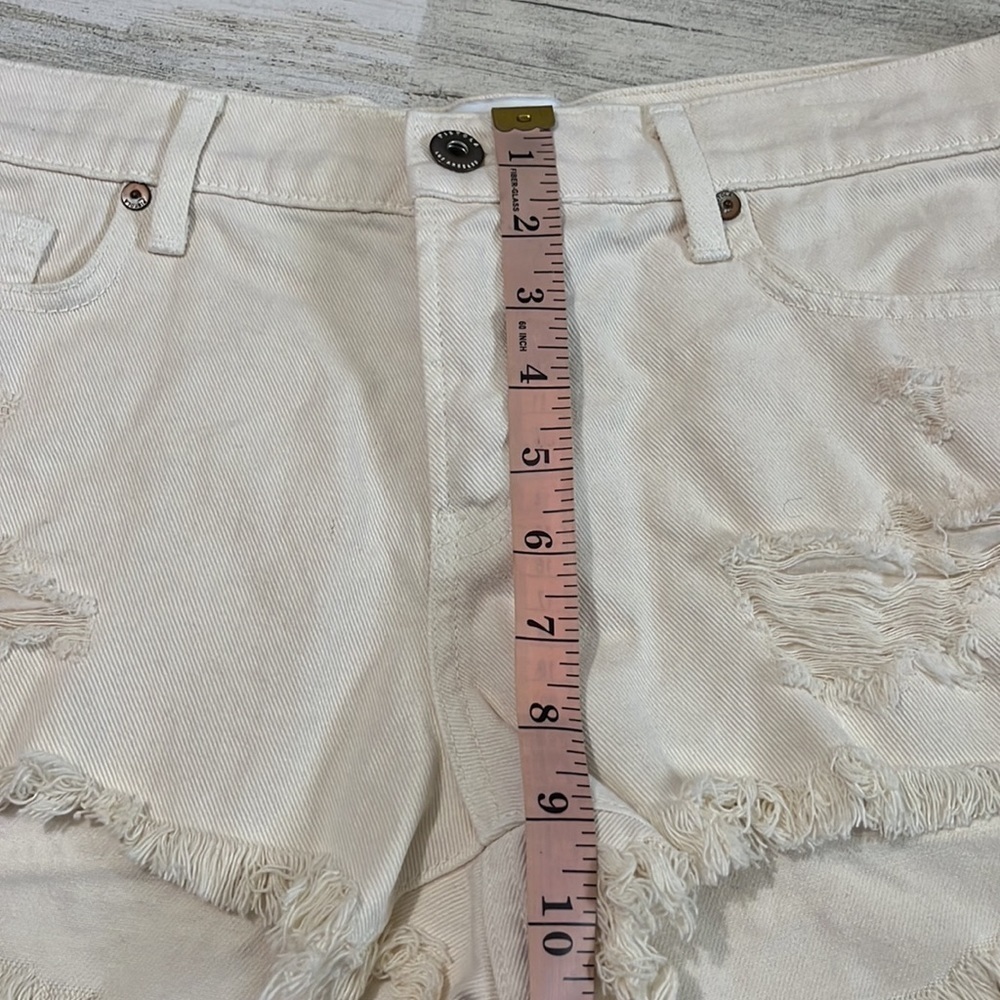 Pistola Cream Shorts Size 29 - Picture 11 of 12